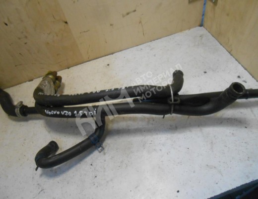 Трубка охлаждающей жидкости металлическая Volvo V70 II (SW) 2000-2008  Volvo V70 V70 II (SW) 2000-2008