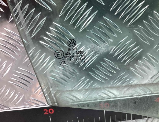 Стекло двери задней правой Volkswagen Passat B6 (3C) 2005-2010  Volkswagen Passat Passat B6 (3C) 2005-2010