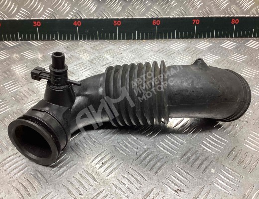 Патрубок турбины Volvo 850 1992-1997  Volvo 850 850 1992-1997