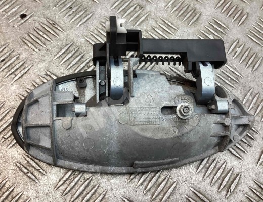 Ручка наружная задняя левая Citroen C5 I 2004-2008 рестайлинг  Citroen C5 C5 I 2004-2008 рестайлинг