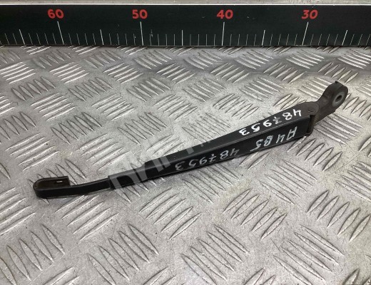 Щеткодержатель задний Audi A4 B5 (8D) 1994-1999  Audi A4 A4 B5 (8D) 1994-1999