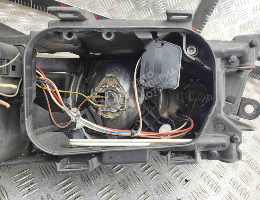 Фара правая Audi A6 C6 (4F) 2004-2008  Audi A6 A6 C6 (4F) 2004-2008