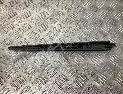 Щеткодержатель задний Opel Vectra C 2002-2005  Opel Vectra Vectra C 2002-2005