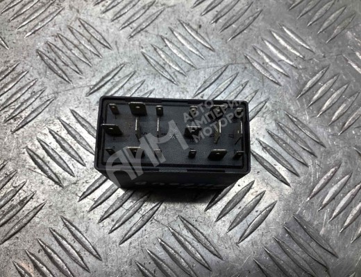 Реле (прочие) Audi A6 Allroad C5 (4BH) 2000-2005  Audi A6 Allroad A6 Allroad C5 (4BH) 2000-2005