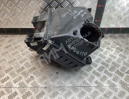 Корпус воздушного фильтра Audi A6 Allroad C5 (4BH) 2000-2005  Audi A6 Allroad A6 Allroad C5 (4BH) 2000-2005