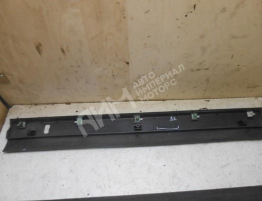 Молдинг двери задней левой Volkswagen Passat B5+ (3B) 2000-2005 рестайлинг  Volkswagen Passat Passat B5+ (3B) 2000-2005 рестайлинг