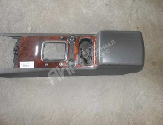 Консоль салона (кулисная часть) Volkswagen Touareg I (7L) 2002-2006  Volkswagen Touareg Touareg I (7L) 2002-2006