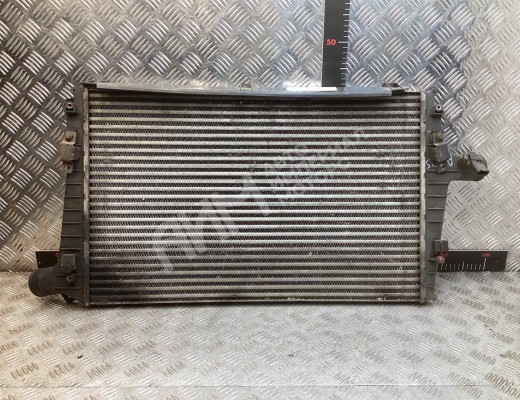 Интеркулер Audi A6 Allroad C5 (4BH) 2000-2005  Audi A6 Allroad A6 Allroad C5 (4BH) 2000-2005