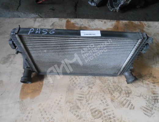 Интеркулер Volkswagen Passat B6 (3C) 2005-2010  Volkswagen Passat Passat B6 (3C) 2005-2010