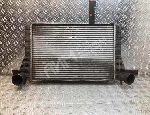 Интеркулер Volkswagen Passat B6 (3C) 2005-2010  Volkswagen Passat Passat B6 (3C) 2005-2010