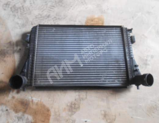 Интеркулер Volkswagen Golf V (1K) 2004-2009  Volkswagen Golf Golf V (1K) 2004-2009