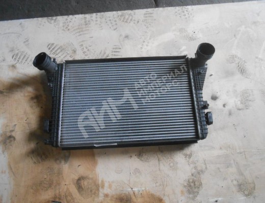Интеркулер Volkswagen Jetta V (1K) 2005-2011  Volkswagen Jetta Jetta V (1K) 2005-2011