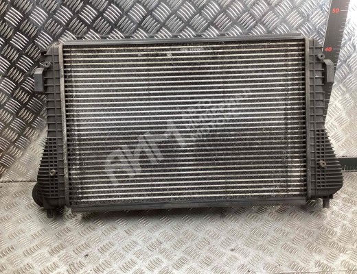 Интеркулер Skoda Octavia A5 (1Z) 2004-2008  Skoda Octavia Octavia A5 (1Z) 2004-2008