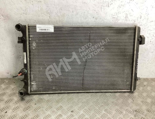 Радиатор (основной) Skoda Octavia A4 Tour (1U) 2000-2010 рестайлинг  Skoda Octavia Octavia A4 Tour (1U) 2000-2010 рестайлинг