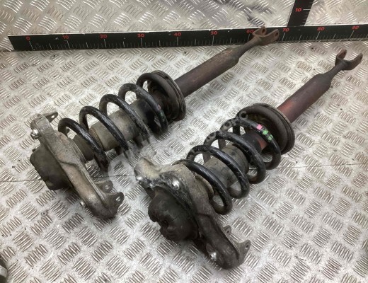 Стойка передняя левая Audi A4 B6 (8EC, 8E5) 2000-2004  Audi A4 A4 B6 (8EC, 8E5) 2000-2004