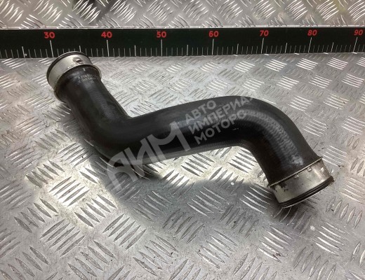 Патрубок интеркулера Mercedes C (W203) 2000-2004  Mercedes C C (W203) 2000-2004