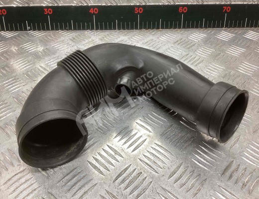 Патрубок воздушного фильтра Mercedes C (W203) 2000-2004  Mercedes C C (W203) 2000-2004
