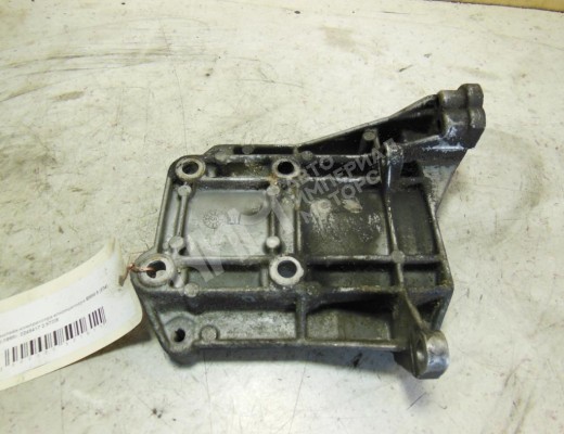 Кронштейн компрессора кондиционера BMW 5-Series (E34) 1988-1996  BMW 5-Series 5-Series (E34) 1988-1996