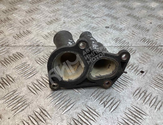 Фланец (тройник) системы охлаждения Ford Focus II 2005-2008  Ford Focus Focus II 2005-2008