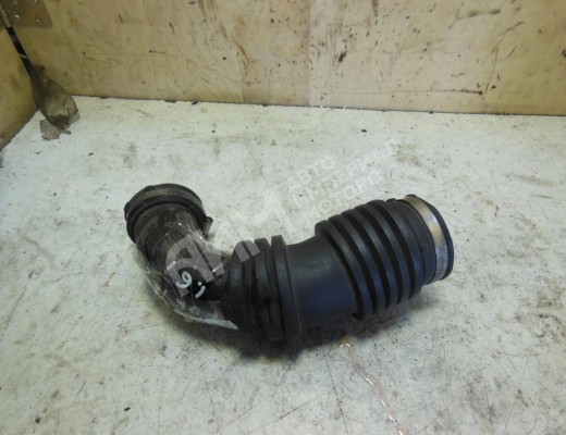Патрубок воздушного фильтра Ford Focus II 2005-2008  Ford Focus Focus II 2005-2008