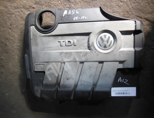Декоративная крышка двигателя Volkswagen Passat B6 (3C) 2005-2010  Volkswagen Passat Passat B6 (3C) 2005-2010