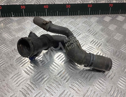 Фланец (тройник) системы охлаждения Audi A6 Allroad C5 (4BH) 2000-2005  Audi A6 Allroad A6 Allroad C5 (4BH) 2000-2005
