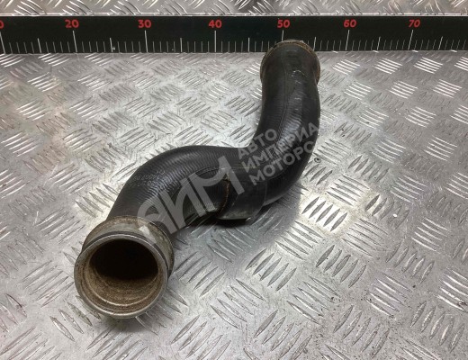 Патрубок интеркулера Mercedes C (W203) 2000-2004  Mercedes C C (W203) 2000-2004