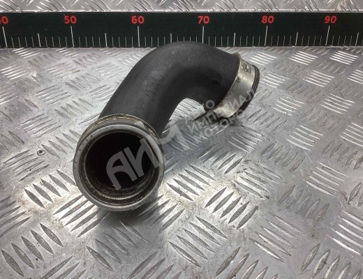 Патрубок интеркулера Mercedes C (W203) 2000-2004  Mercedes C C (W203) 2000-2004