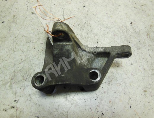 Крепление ТНВД Ford Focus I 1998-2001  Ford Focus Focus I 1998-2001