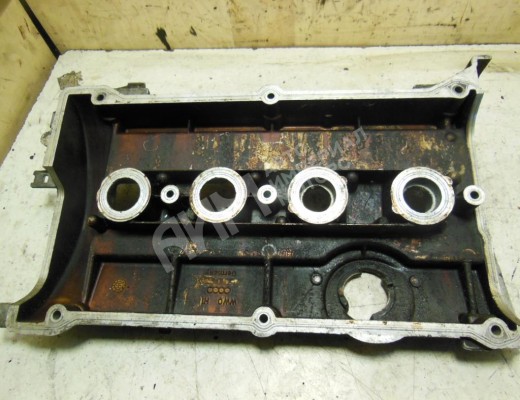Клапанная крышка Audi A4 B5 (8D) 1994-1999  Audi A4 A4 B5 (8D) 1994-1999