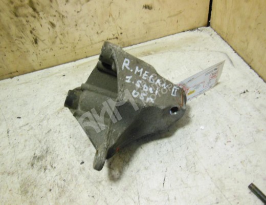 Кронштейн двигателя Renault Megane II 2002-2006  Renault Megane Megane II 2002-2006