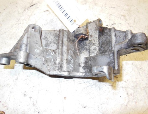 Кронштейн гидроусилителя Audi A6 C4 (4A) 1994-1997  Audi A6 A6 C4 (4A) 1994-1997