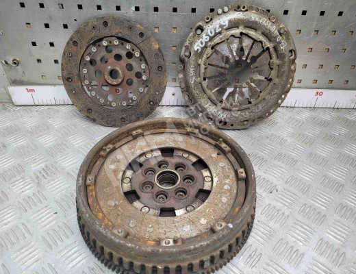 Маховик Volvo S40 I (VS) 1995-2000  Volvo S40 S40 I (VS) 1995-2000