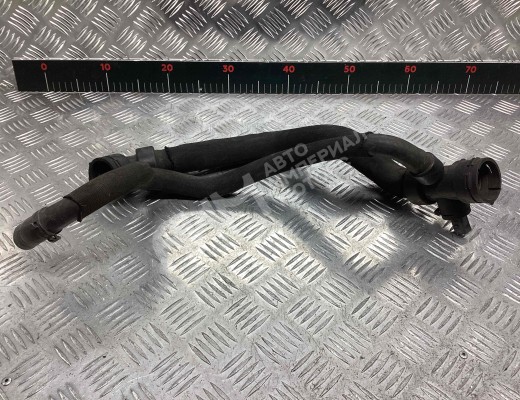 Патрубок радиатора Audi A4 B6 (8EC, 8E5) 2000-2004  Audi A4 A4 B6 (8EC, 8E5) 2000-2004