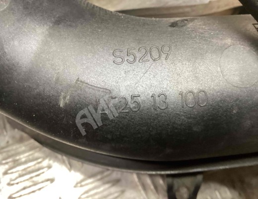 Коллектор впускной Mazda 6 I (GG) 2005-2007 рестайлинг  Mazda 6 6 I (GG) 2005-2007 рестайлинг