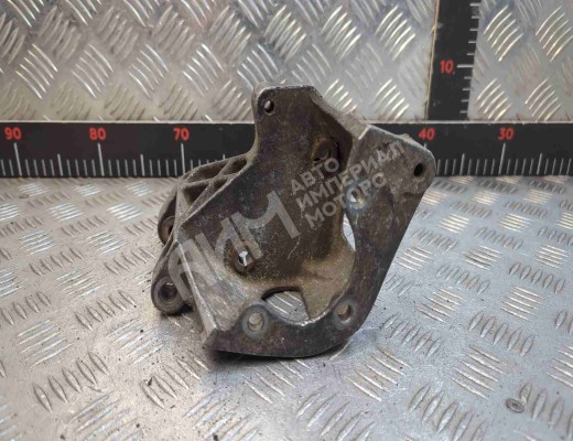 Кронштейн гидроусилителя Volkswagen Golf III (1H) 1991-1997  Volkswagen Golf Golf III (1H) 1991-1997
