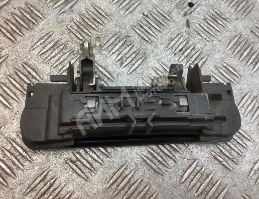 Ручка наружная задняя левая Audi A6 Allroad C5 (4BH) 2000-2005  Audi A6 Allroad A6 Allroad C5 (4BH) 2000-2005