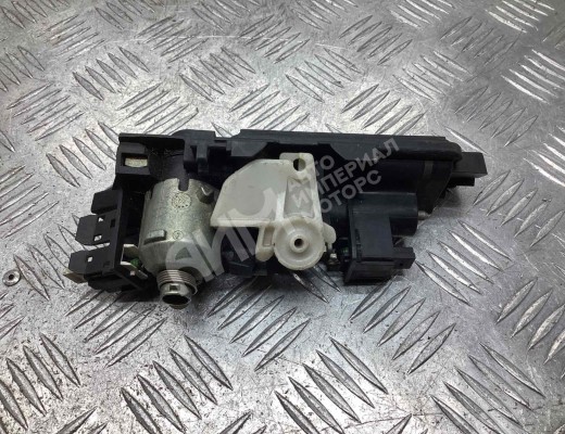 Ручка крышки багажника Mercedes C (W203) 2000-2004  Mercedes C C (W203) 2000-2004