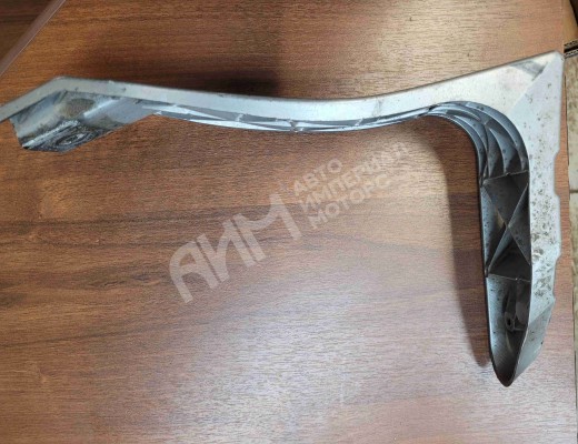 Кронштейн крепления бампера переднего  Audi A4 B6 (8EC, 8E5) 2000-2006