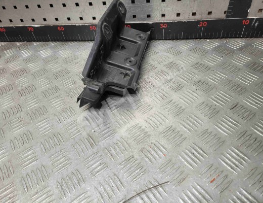 Кронштейн крепления бампера заднего Audi A6 C6 (4F) 2004-2008  Audi A6 A6 C6 (4F) 2004-2008