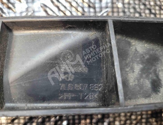 Кронштейн крепления бампера заднего Volkswagen Touareg I (7L) 2002-2006  Volkswagen Touareg Touareg I (7L) 2002-2006