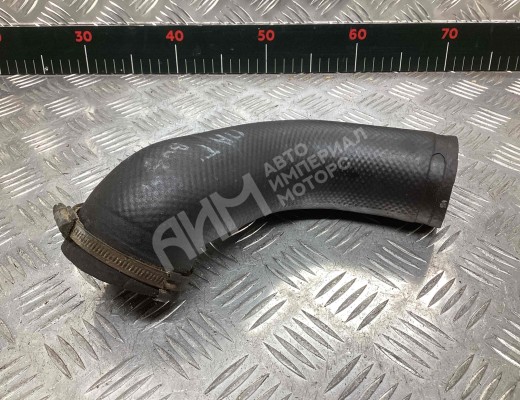 Патрубок впускного коллектора  Volvo 960 1990-1996