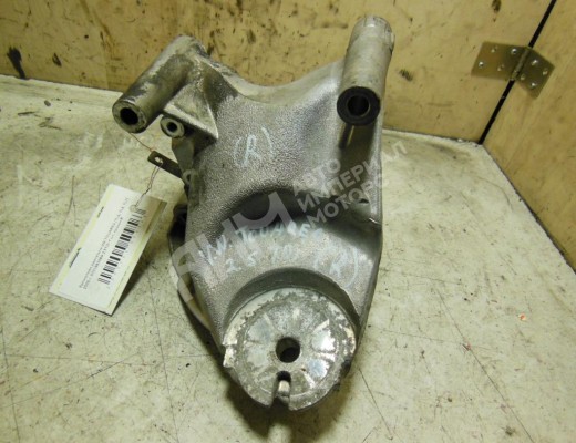 Кронштейн двигателя Volkswagen Touareg I (7L) 2002-2006  Volkswagen Touareg Touareg I (7L) 2002-2006