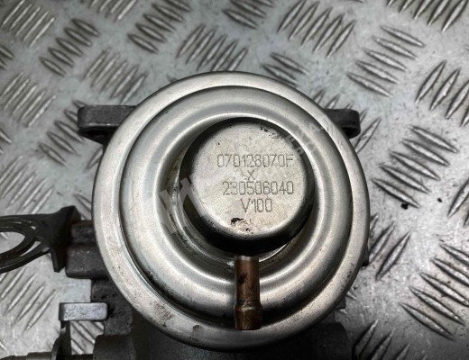 Клапан EGR Volkswagen Touareg I (7L) 2002-2006  Volkswagen Touareg Touareg I (7L) 2002-2006