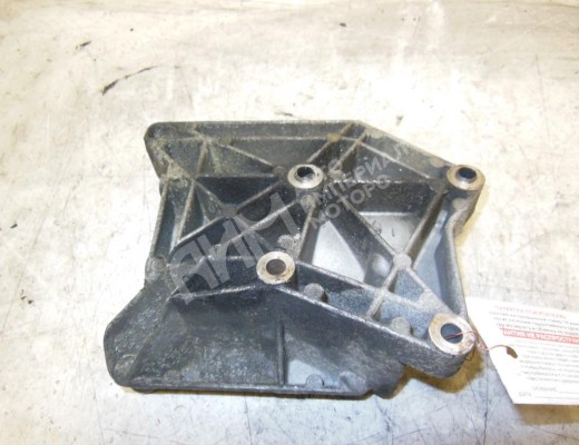 Кронштейн компрессора кондиционера Mercedes E (W210) 1995-1999  Mercedes E E (W210) 1995-1999