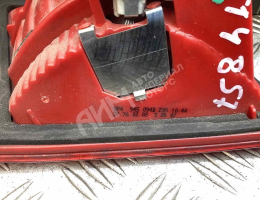 Фонарь крышки багажника правый Audi A3 II (8P) 2003-2005  Audi A3 A3 II (8P) 2003-2005