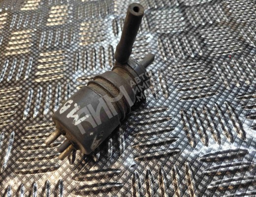 Насос (моторчик) омывателя фар Mercedes E (W124) 1985-1996  Mercedes E E (W124) 1985-1996