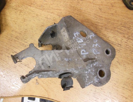 Кронштейн КПП Peugeot 407 2004-2010  Peugeot 407 407 2004-2010