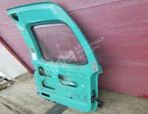 Дверь задняя распашная левая Nissan Serena (C23) 1991-2001  Nissan Serena Serena (C23) 1991-2001