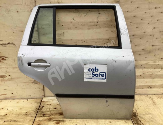 Дверь задняя правая Skoda Octavia A4 Tour (1U) 1996-2010  Skoda Octavia Octavia A4 Tour (1U) 1996-2010